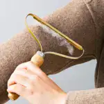 Handy Lint Remover - Image 16